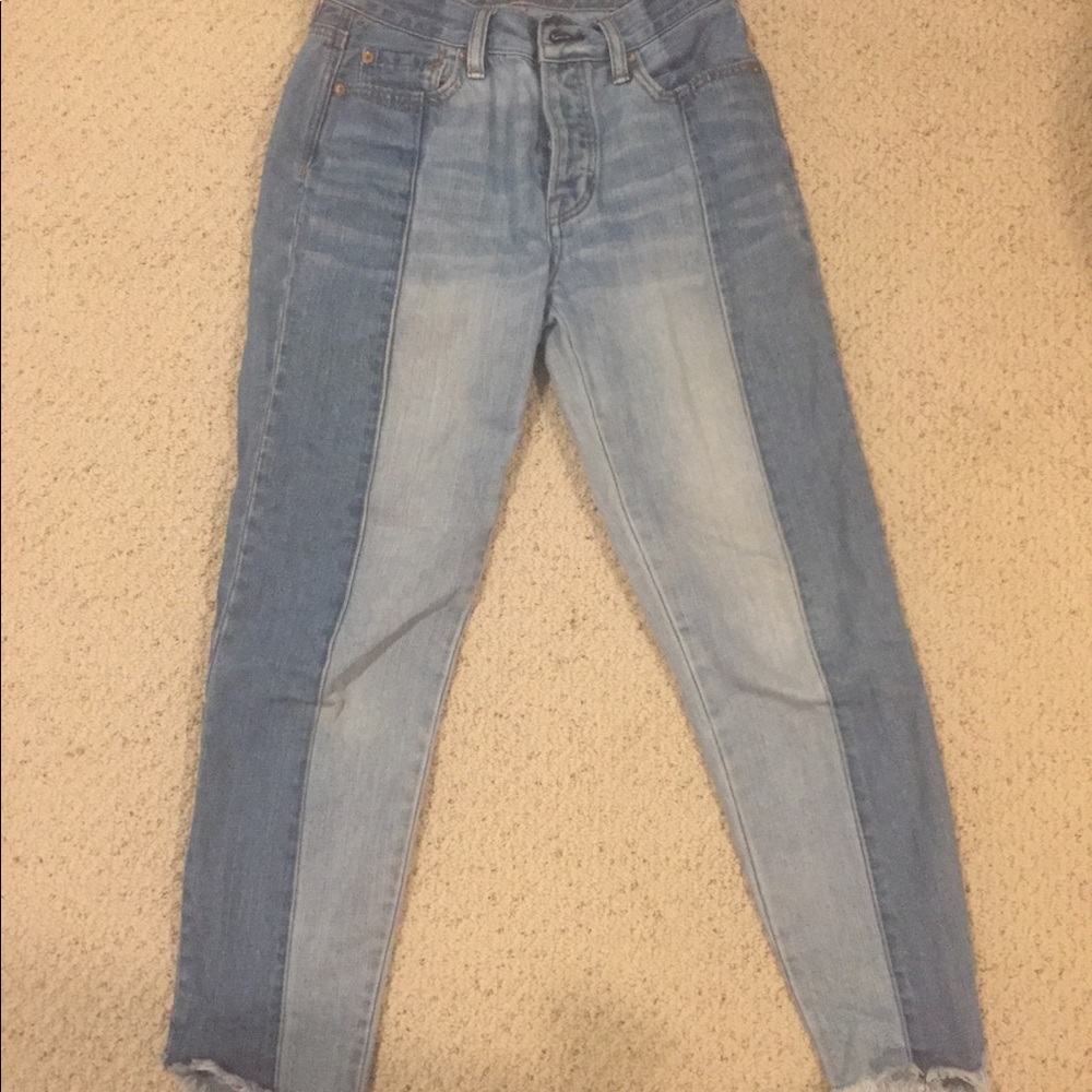 American Eagle vintage high rise jeans